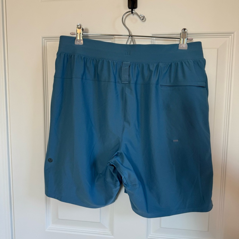 Lululemon License To Train Short 7" LL, M - Picture 3 of 6